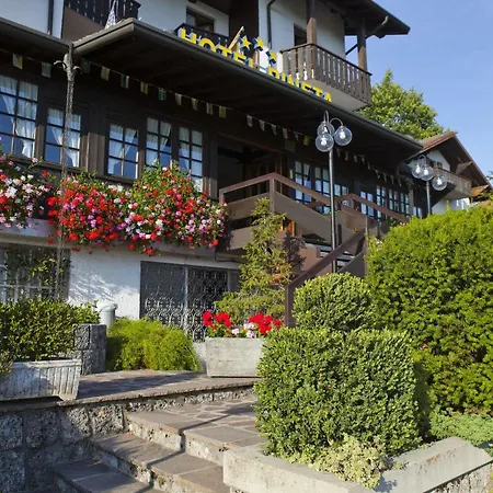 Hotel Pineta 3*