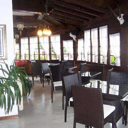 Otel Pineta Castione della Presolana